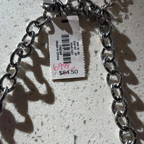 Talbot’s Statement Necklace - Picture 2 of 4